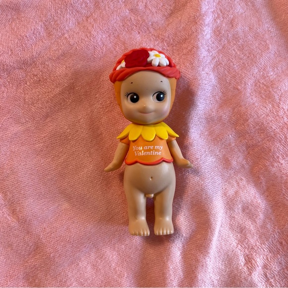 Sonny angel rose basket - Picture 3 of 4